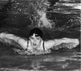 Lynn Colella swimming